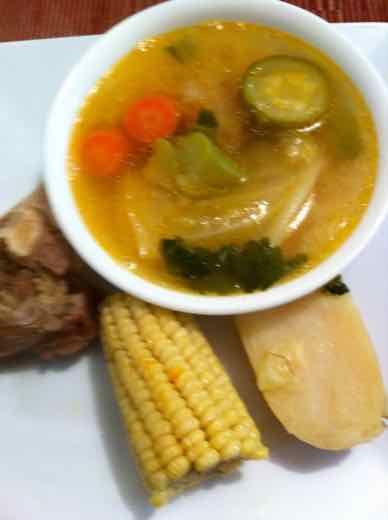 Caldo de Res
